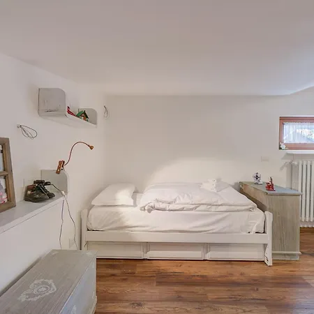 Apartment White House Ski & Relax - Happy
